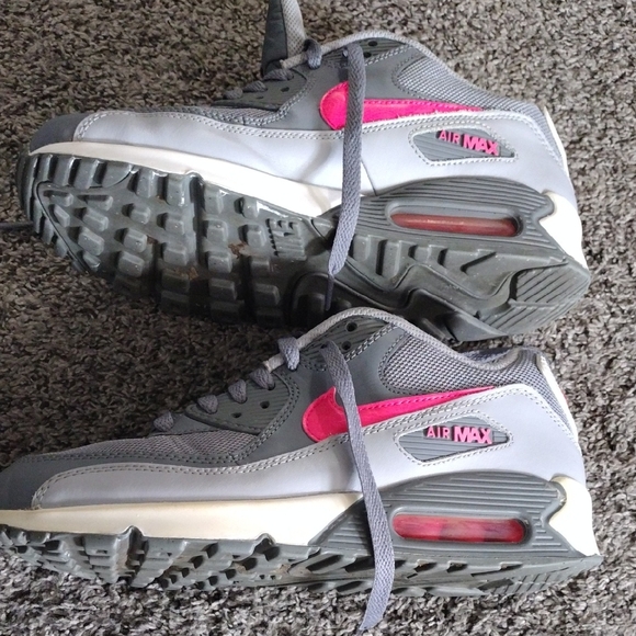 Nike Gray and Pink Athletic Shoes - Picture 8 of 9